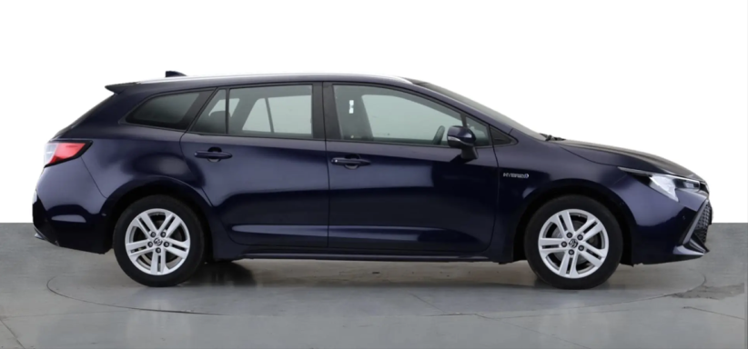 Spacious luggage capacity airport transfer Birmingham taxi